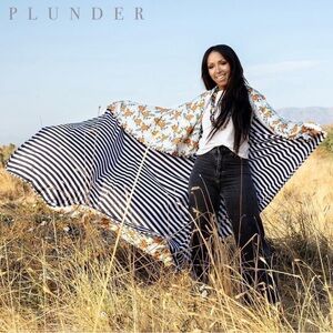 Plunder Floral & Navy Striped Throw - Plunder